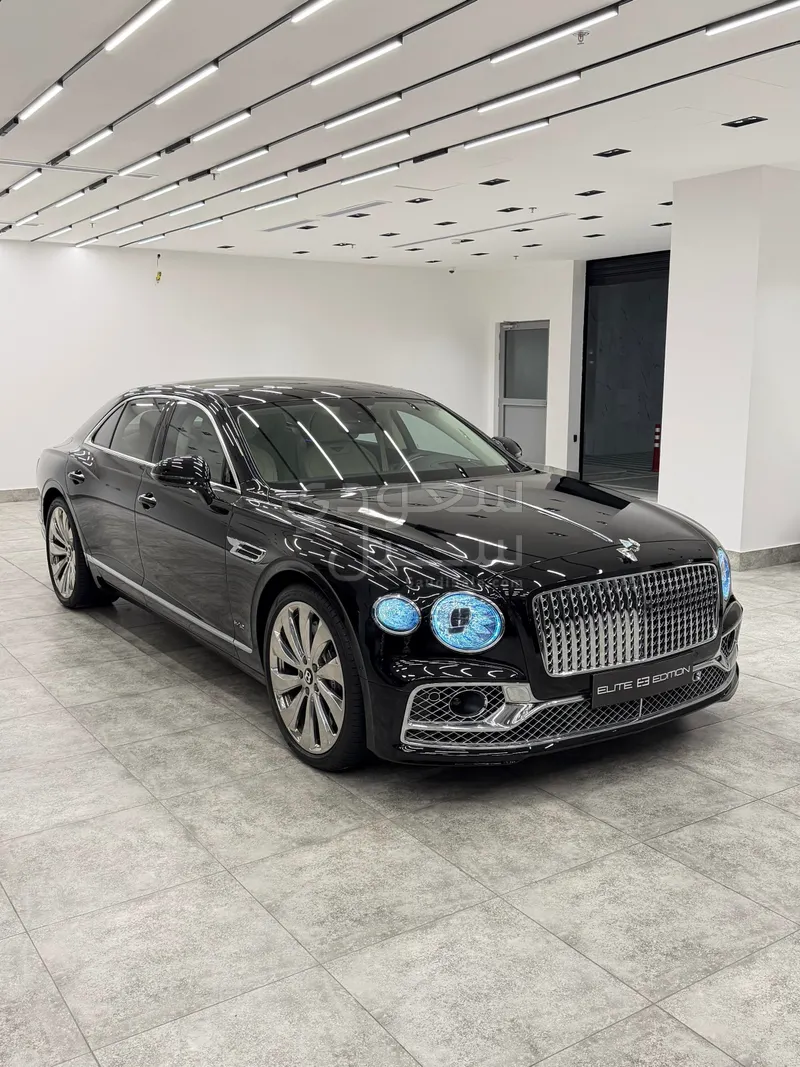 2022 بنتلي كونتيننتل فلاينج سبير