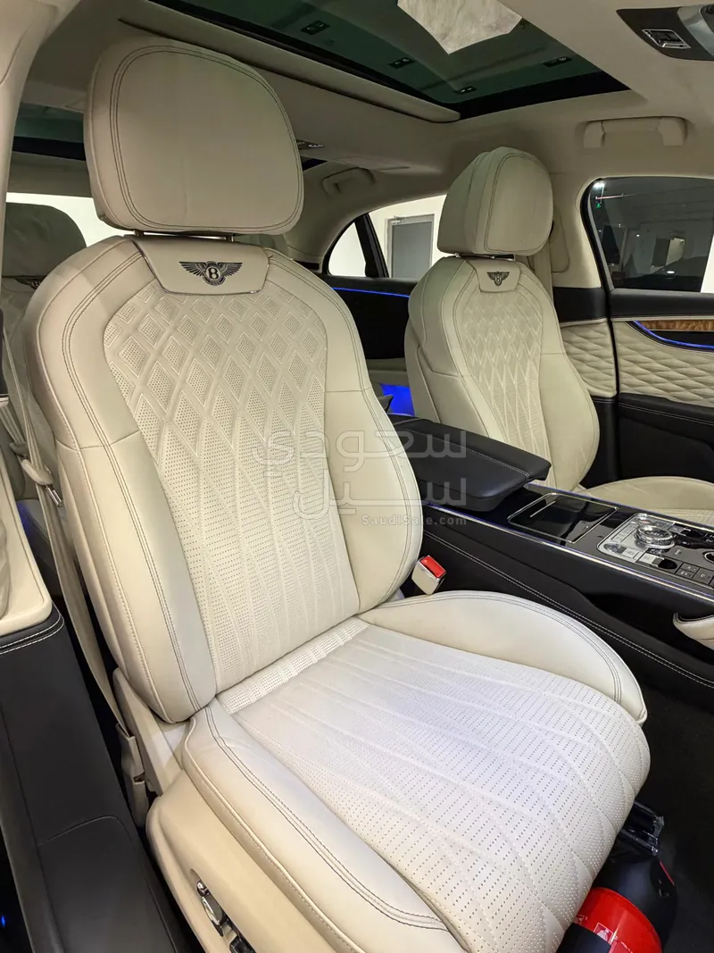 2022 بنتلي كونتيننتل فلاينج سبير