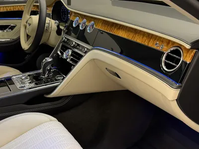 2022 بنتلي كونتيننتل فلاينج سبير