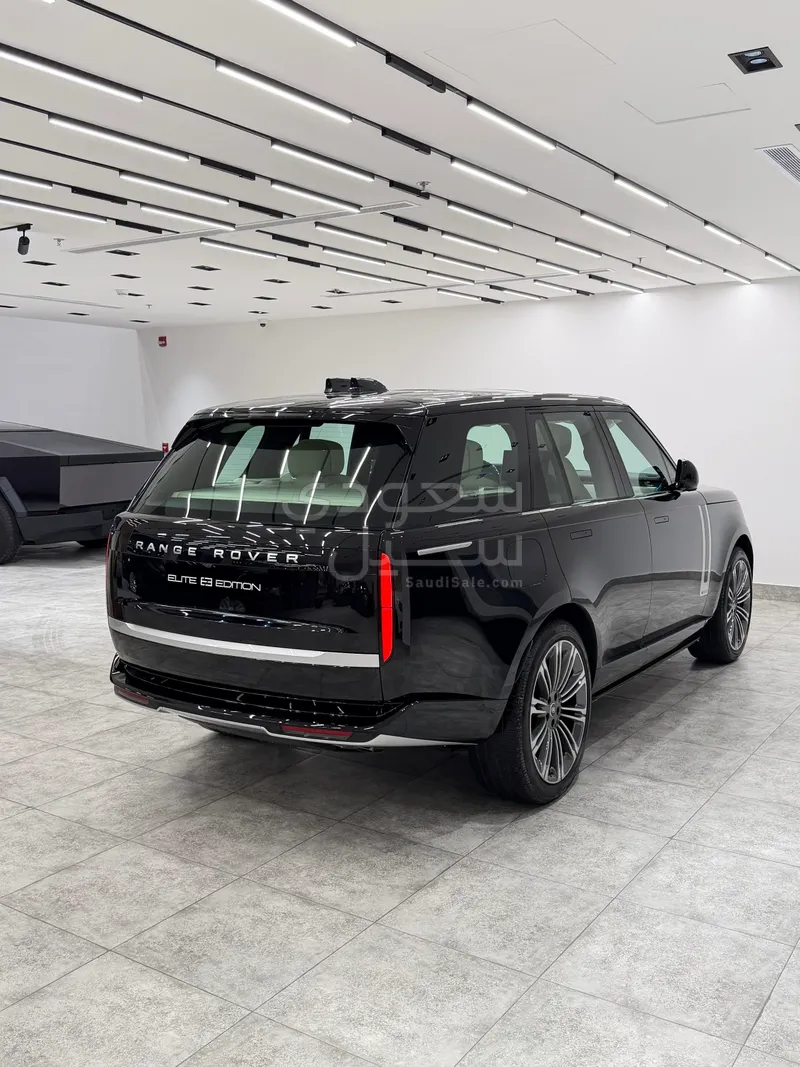 2025 لاند روفر رينج روفر اوتوبيوغرافي