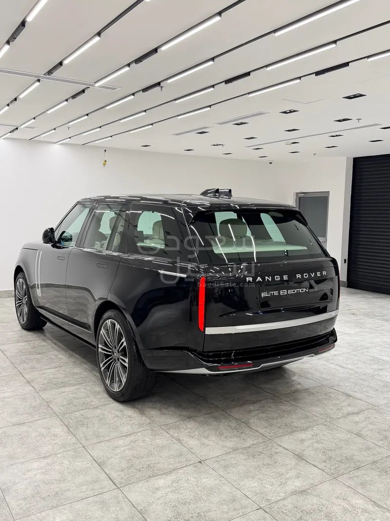 2025 لاند روفر رينج روفر اوتوبيوغرافي