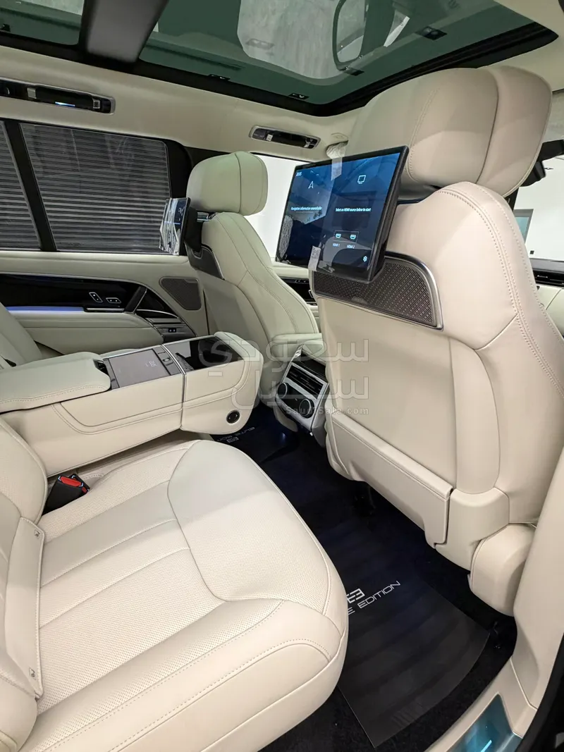 2025 لاند روفر رينج روفر اوتوبيوغرافي