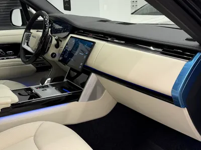 2025 لاند روفر رينج روفر اوتوبيوغرافي