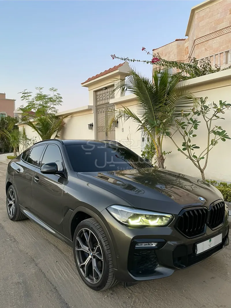 2021 بي ام دبليو الفئة اكس 6