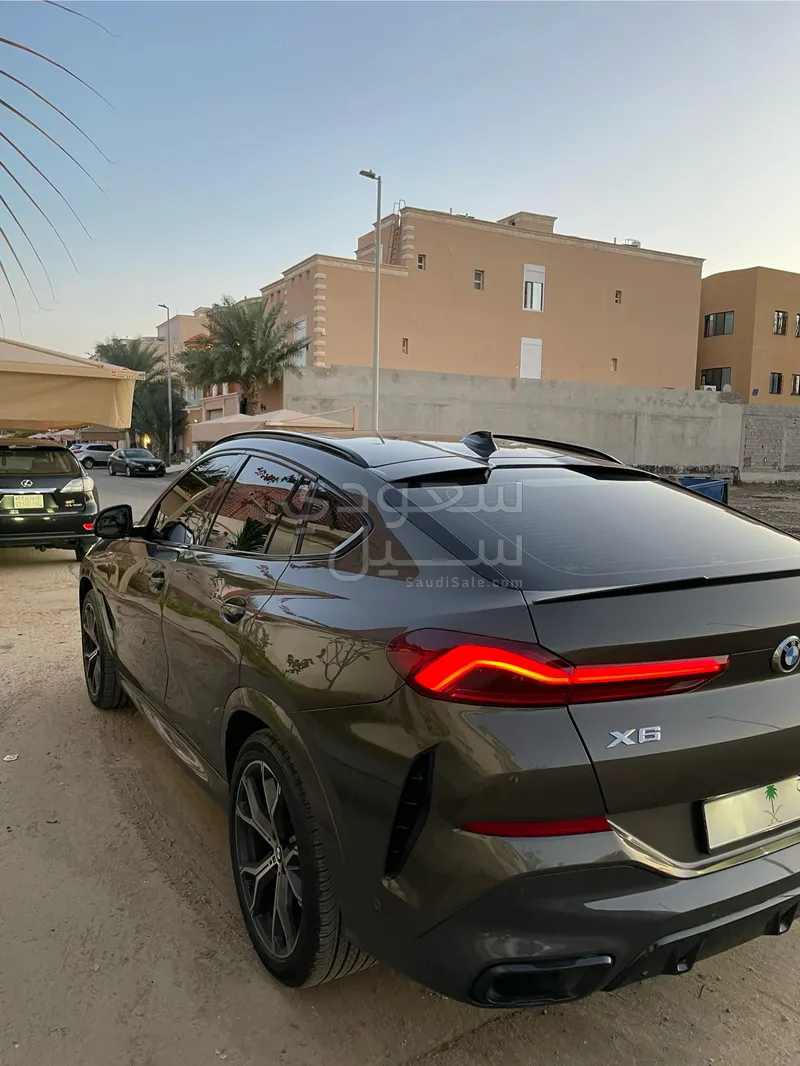 2021 بي ام دبليو الفئة اكس 6