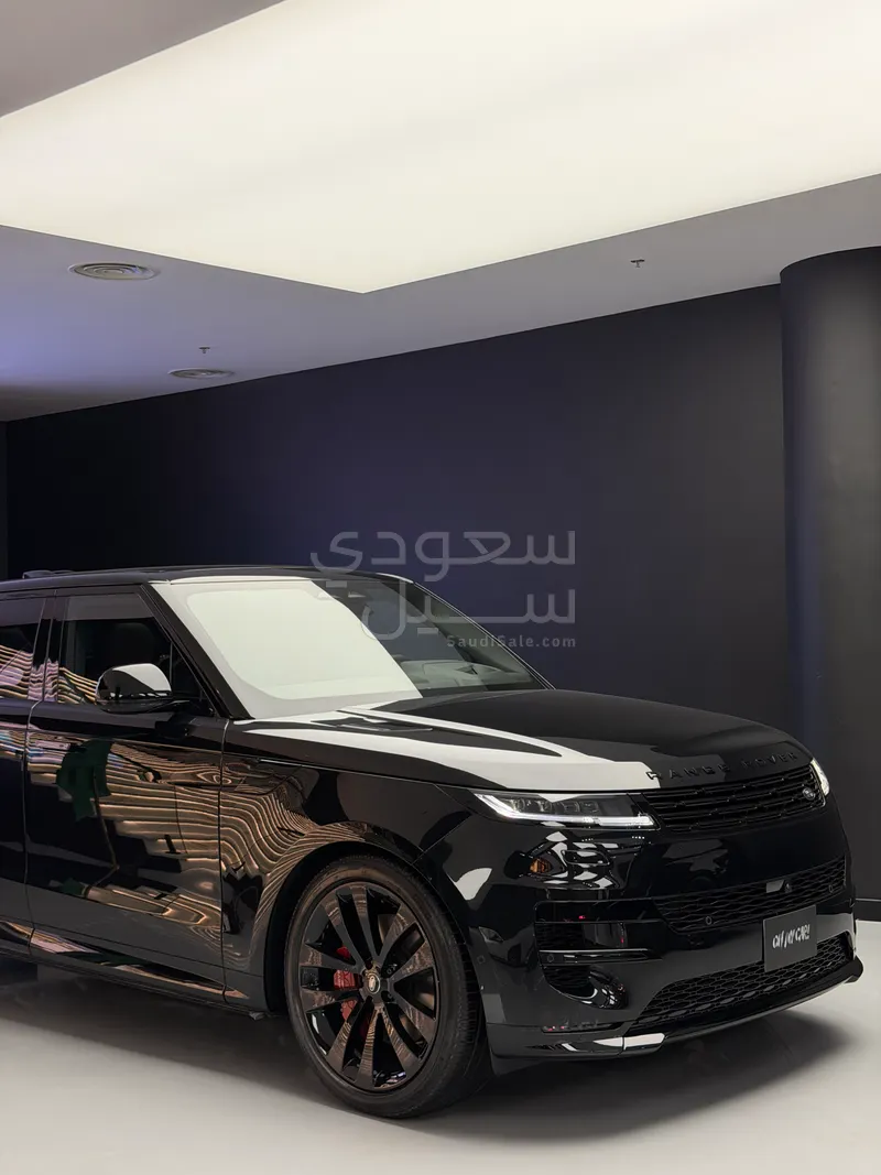 2025 لاند روفر رينج روفر سبورت اتش اس اي