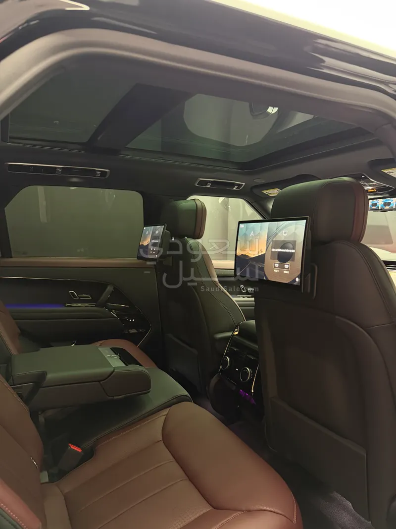 2025 لاند روفر رينج روفر سبورت اتش اس اي