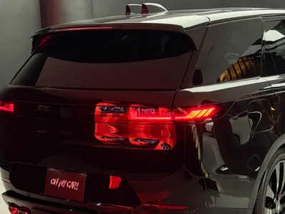 2025 لاند روفر رينج روفر سبورت اتش اس اي