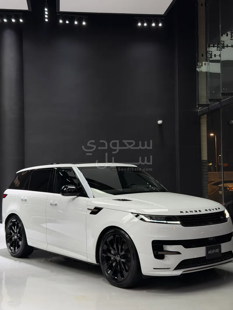 2025 لاند روفر رينج روفر سبورت اتش اس اي