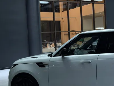 2025 لاند روفر رينج روفر سبورت اتش اس اي