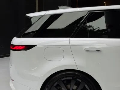 2025 لاند روفر رينج روفر سبورت اتش اس اي