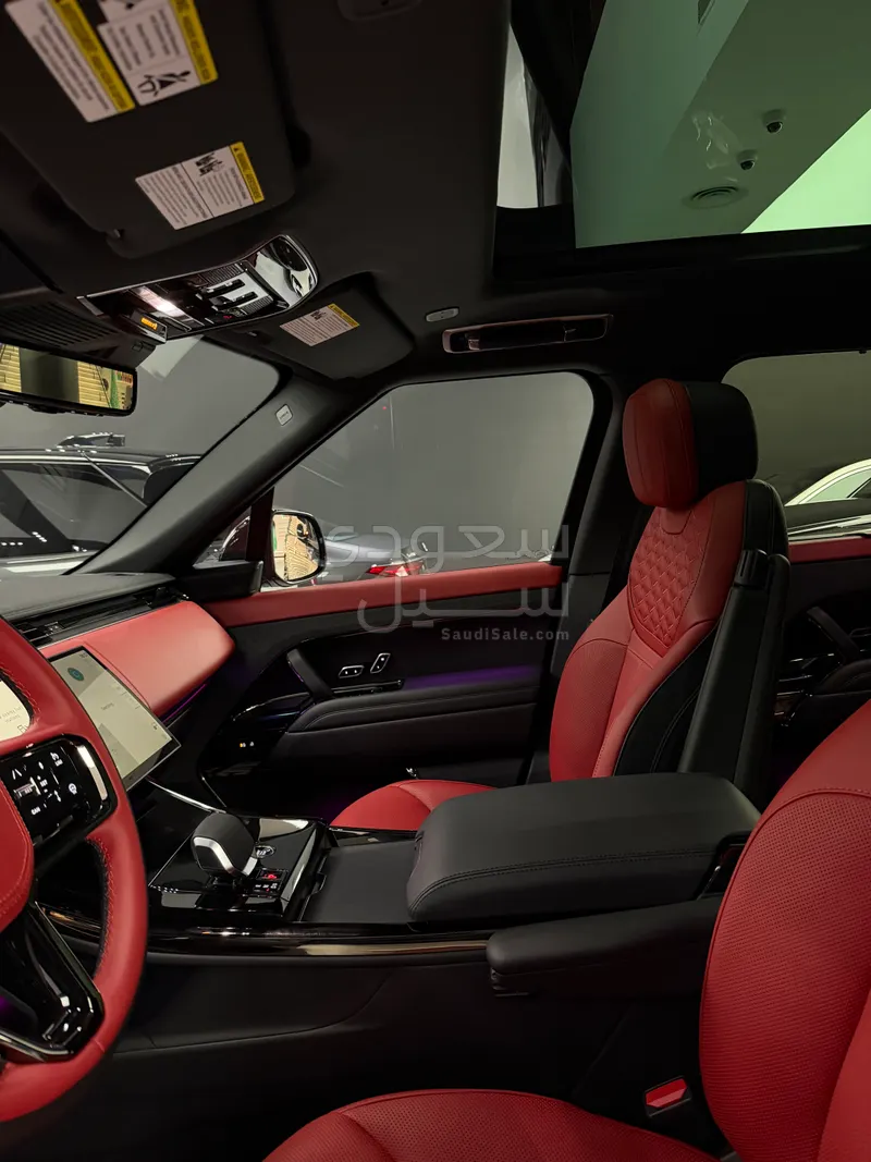 2025 لاند روفر رينج روفر سبورت اتش اس اي