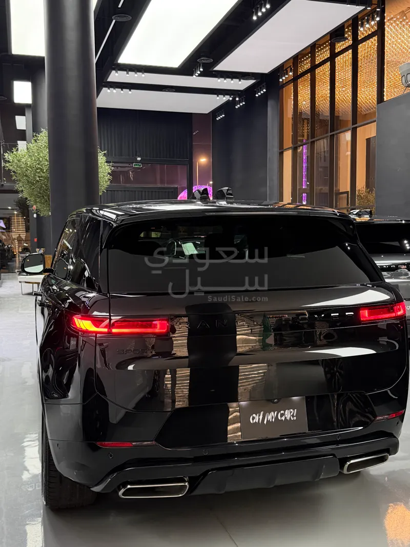 2025 لاند روفر رينج روفر سبورت اتش اس اي