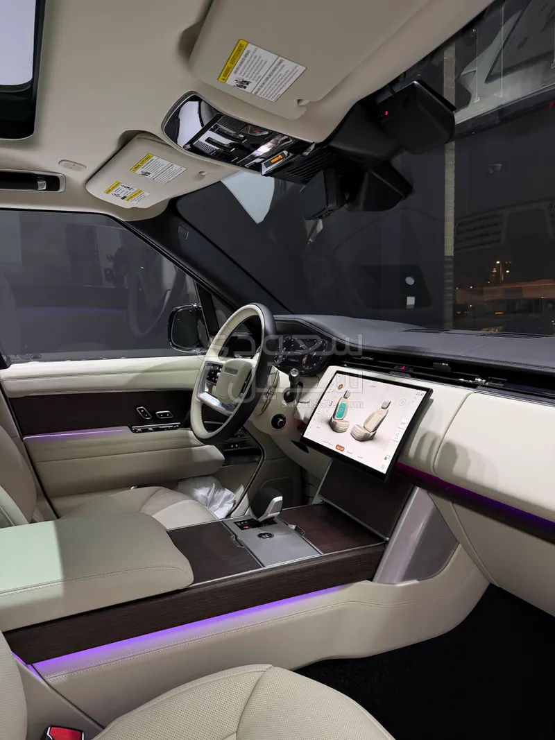 2025 لاند روفر رينج روفر اتش اس اي