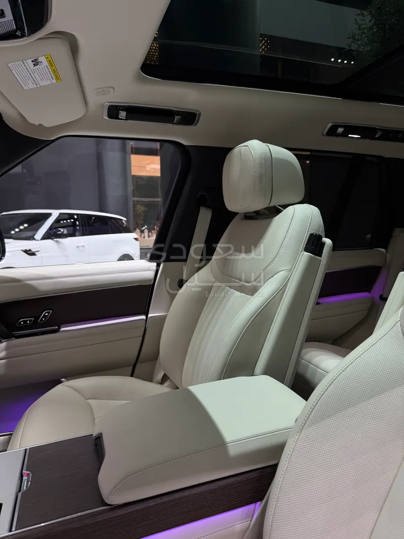 2025 لاند روفر رينج روفر اتش اس اي