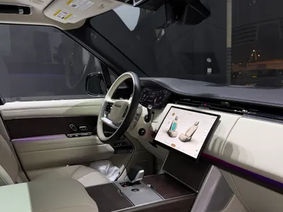 2025 لاند روفر رينج روفر اتش اس اي