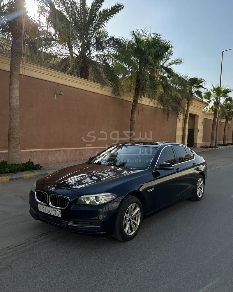 2015 بي ام دبليو الفئة الخامسة 520 أي