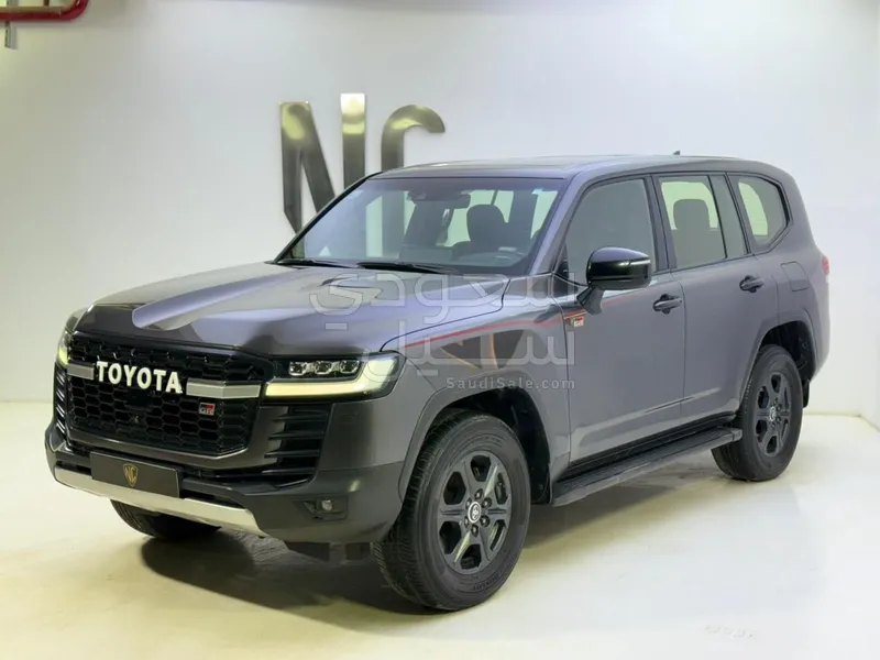 2022 تويوتا لاند كروزر جي ار سبورت