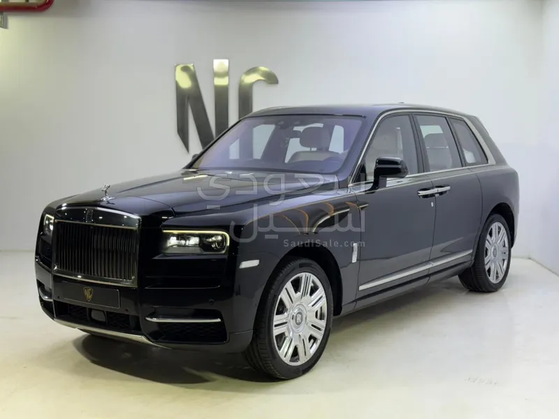 2022 رولز رويس كولينان