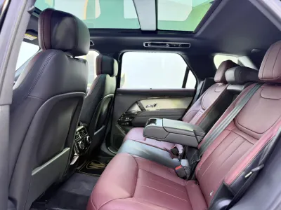 2025 Land Rover Range Rover Sport SE