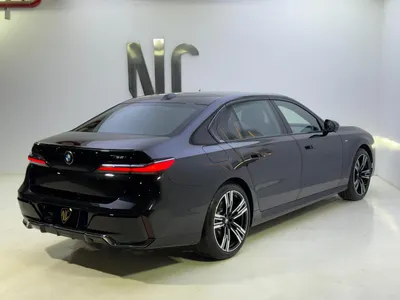 2024 بي ام دبليو الفئة السابعة 735أي