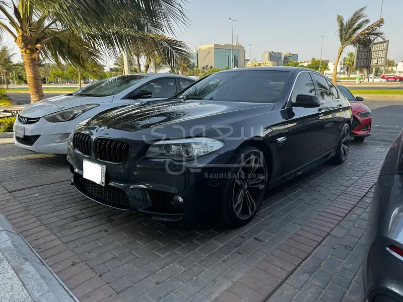 2013 بي ام دبليو الفئة الخامسة 520 أي