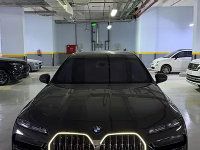 2025 بي ام دبليو الفئة السابعة 735أي