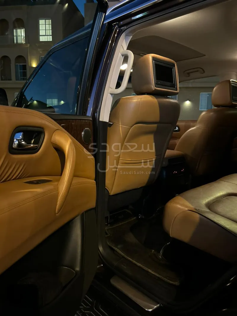 2014 نيسان باترول بلاتينيوم