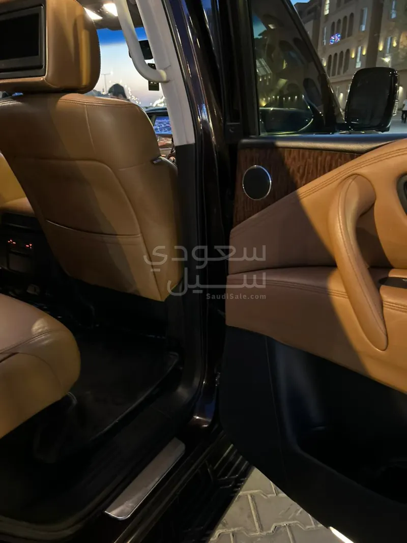 2014 نيسان باترول بلاتينيوم