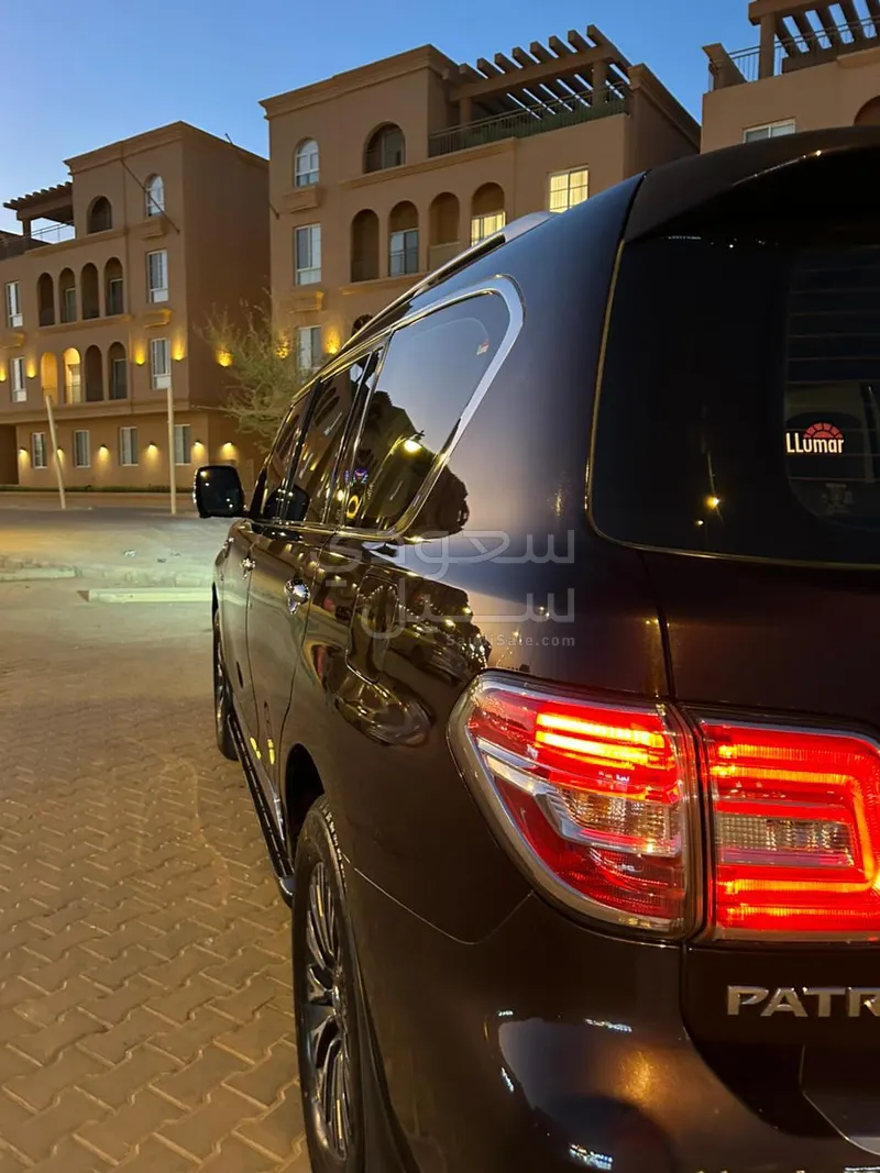 2014 نيسان باترول بلاتينيوم