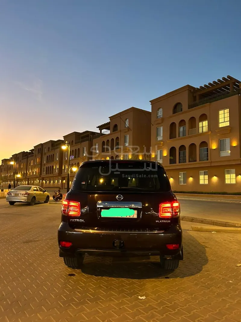 2014 نيسان باترول بلاتينيوم