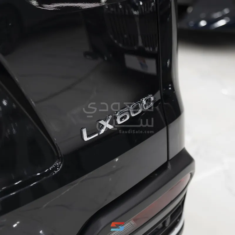2025 Lexus LX 600