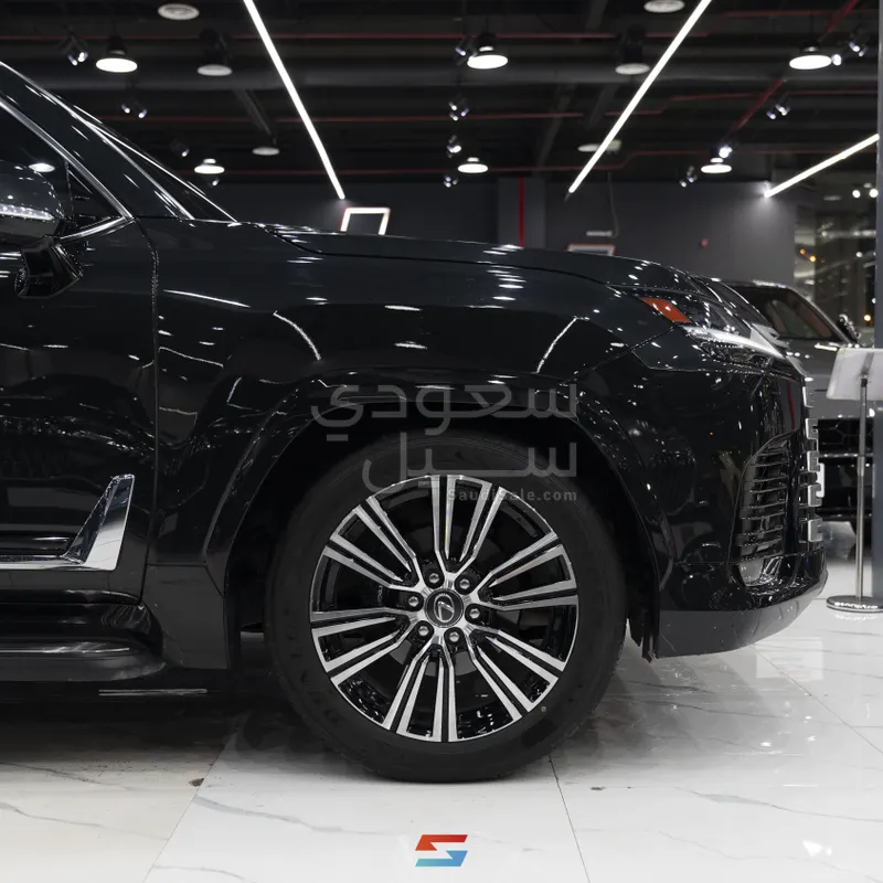 2025 Lexus LX 600