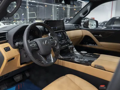 2025 Lexus LX 600