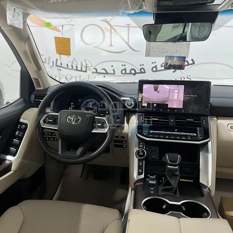 2026 تويوتا لاند كروزر جي اكس ار4