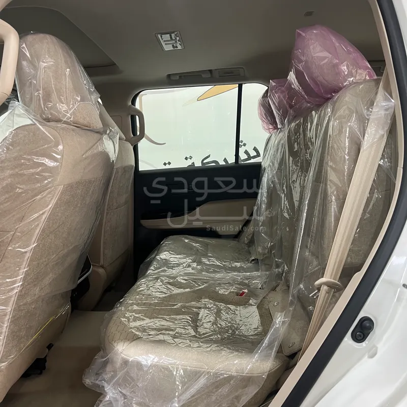 2026 تويوتا لاند كروزر جي اكس ار 3