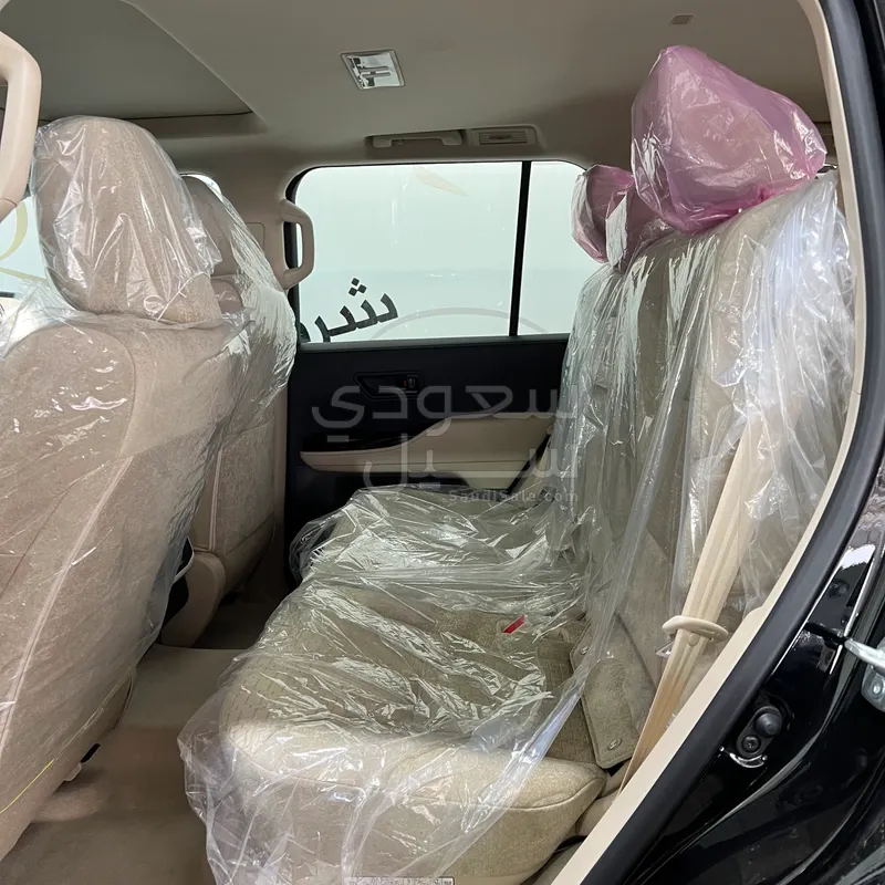 2026 تويوتا لاند كروزر جي اكس ار 3