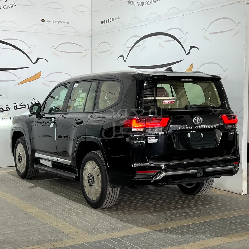 2026 تويوتا لاند كروزر جي اكس ار 3