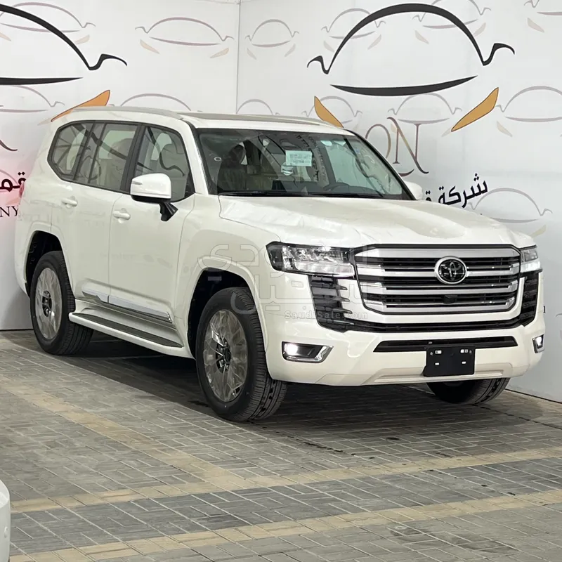 2025 تويوتا لاند كروزر جي اكس ار4