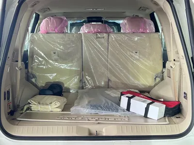 2025 تويوتا لاند كروزر جي اكس ار4