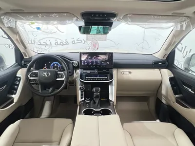 2025 تويوتا لاند كروزر جي اكس ار4