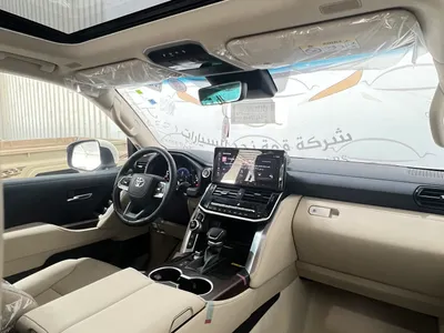 2025 تويوتا لاند كروزر جي اكس ار4