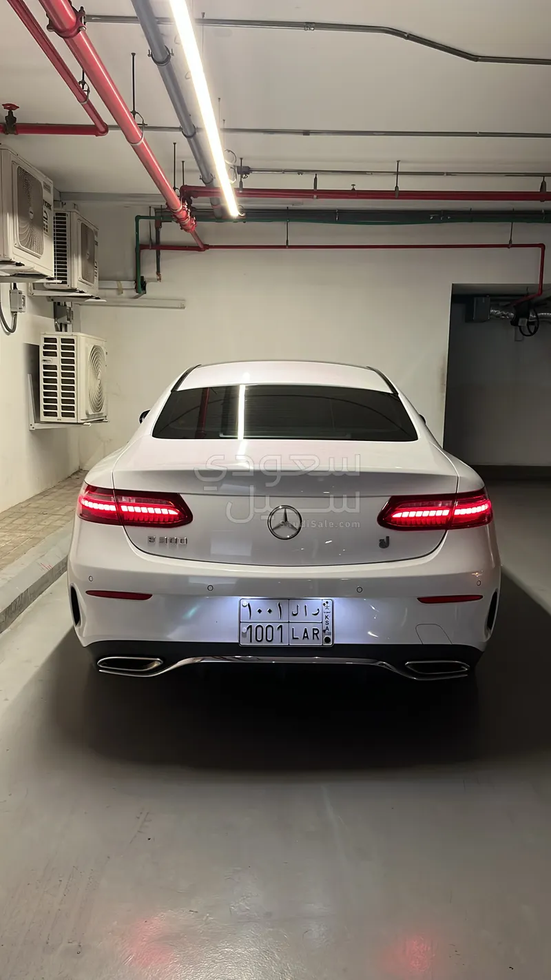 2022 مرسيدس - بنز إي 300 كوبيه