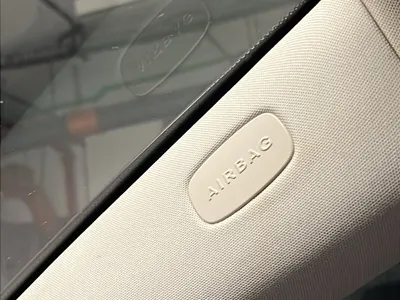 2022 مرسيدس - بنز إي 300 كوبيه