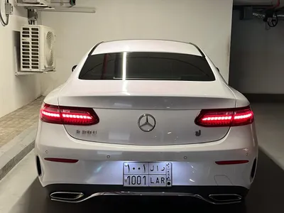 2022 مرسيدس - بنز إي 300 كوبيه
