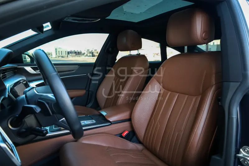 2022 اودي اي 7 55 تي اف اس اي