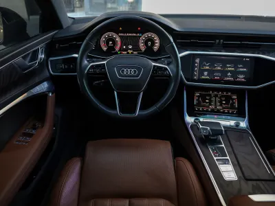 2022 اودي اي 7 55 تي اف اس اي