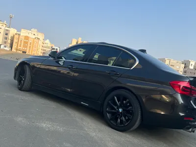 2018 بي ام دبليو الفئة الثالثة 320 أي