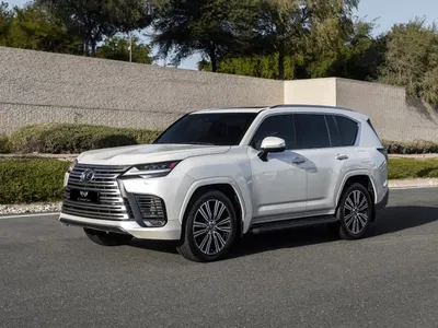 2023 لكزس إل إكس 600