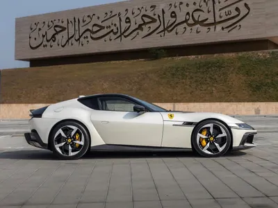 2025 Ferrari 12 Cilindri